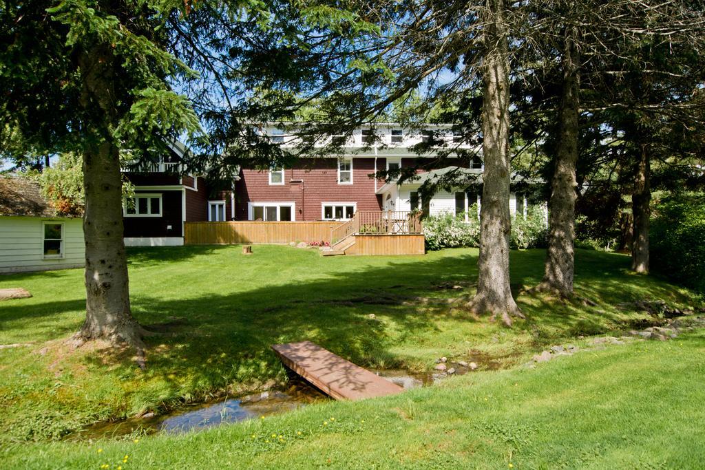 Auberge la Raveaudière North Hatley Extérieur photo