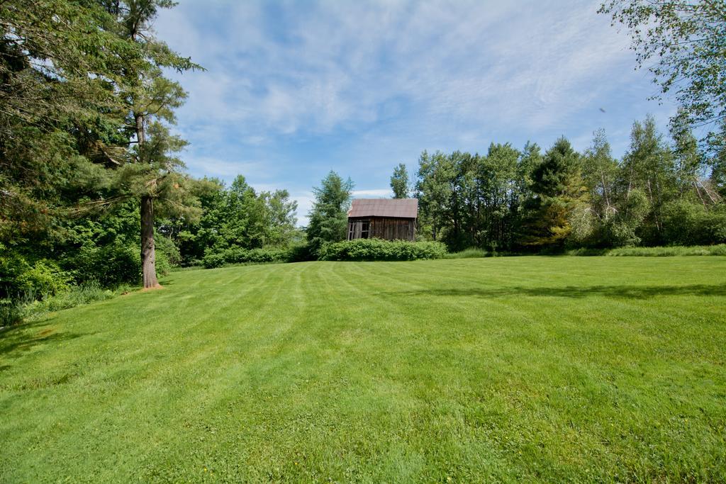 Auberge la Raveaudière North Hatley Extérieur photo